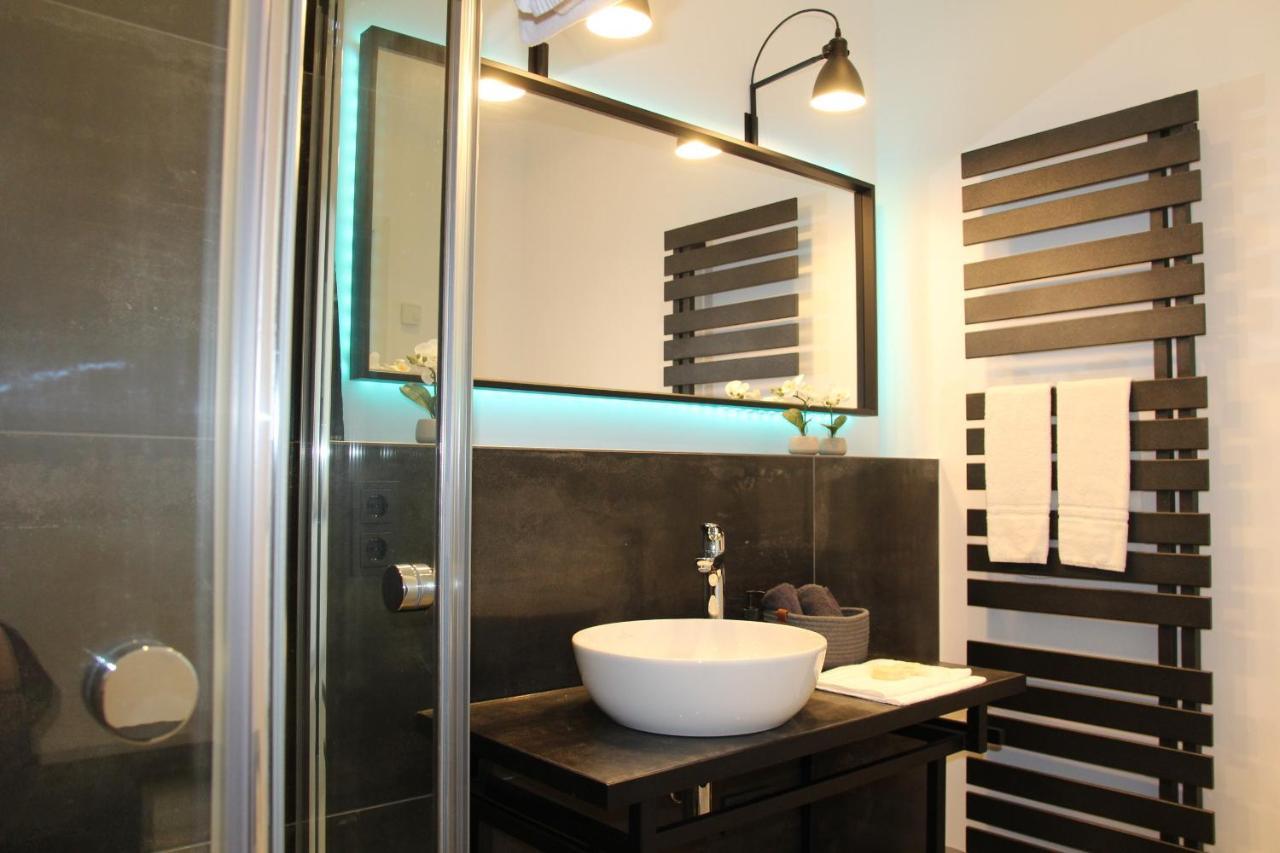 Mosel-Loggia - Luxusapartment -Terrass - Klimaanlage ทราเบิน-ทราร์บาค ภายนอก รูปภาพ